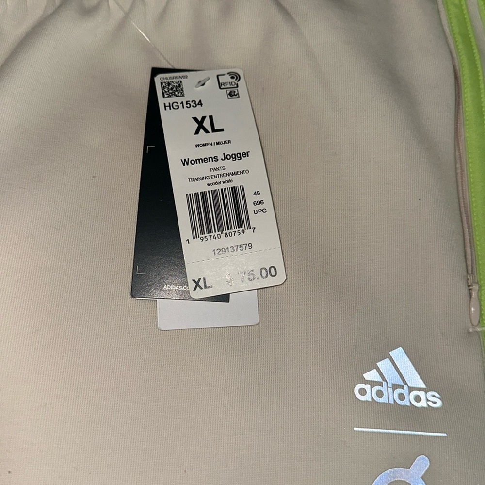 Adidas women joggers XL